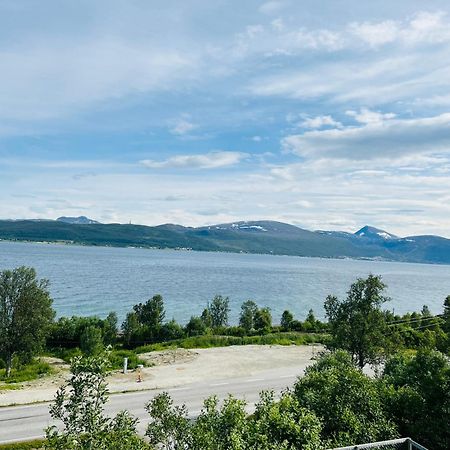 Apartment In Tromso With Sea And Mountain View المظهر الخارجي الصورة